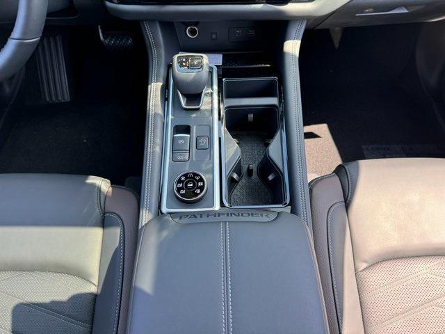 new 2025 Nissan Pathfinder car, priced at $51,205