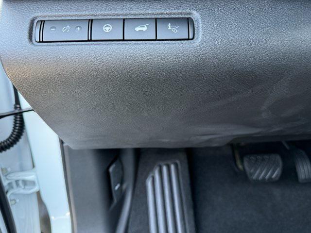 new 2025 Nissan Pathfinder car, priced at $51,205