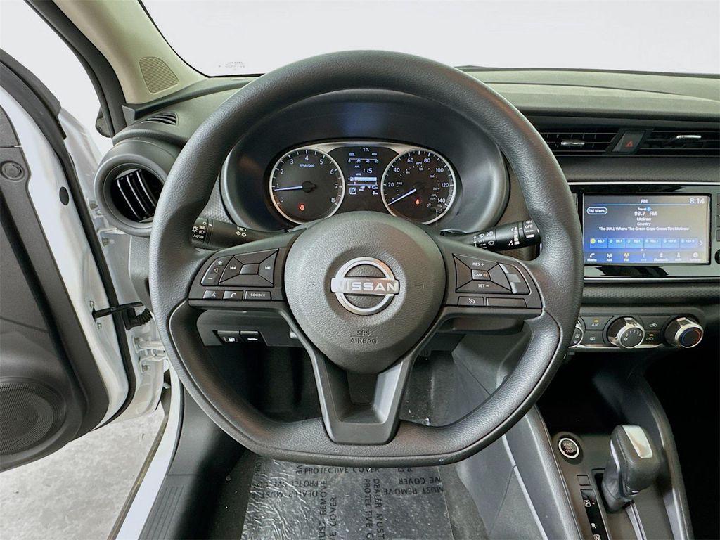 new 2025 Nissan Kicks car, priced at $21,760