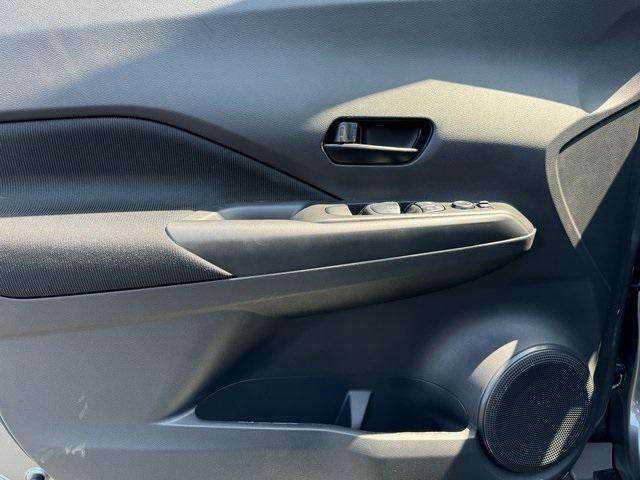 new 2025 Nissan Kicks car, priced at $22,260
