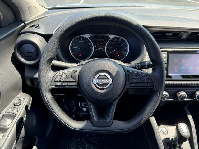 new 2025 Nissan Kicks car, priced at $22,260