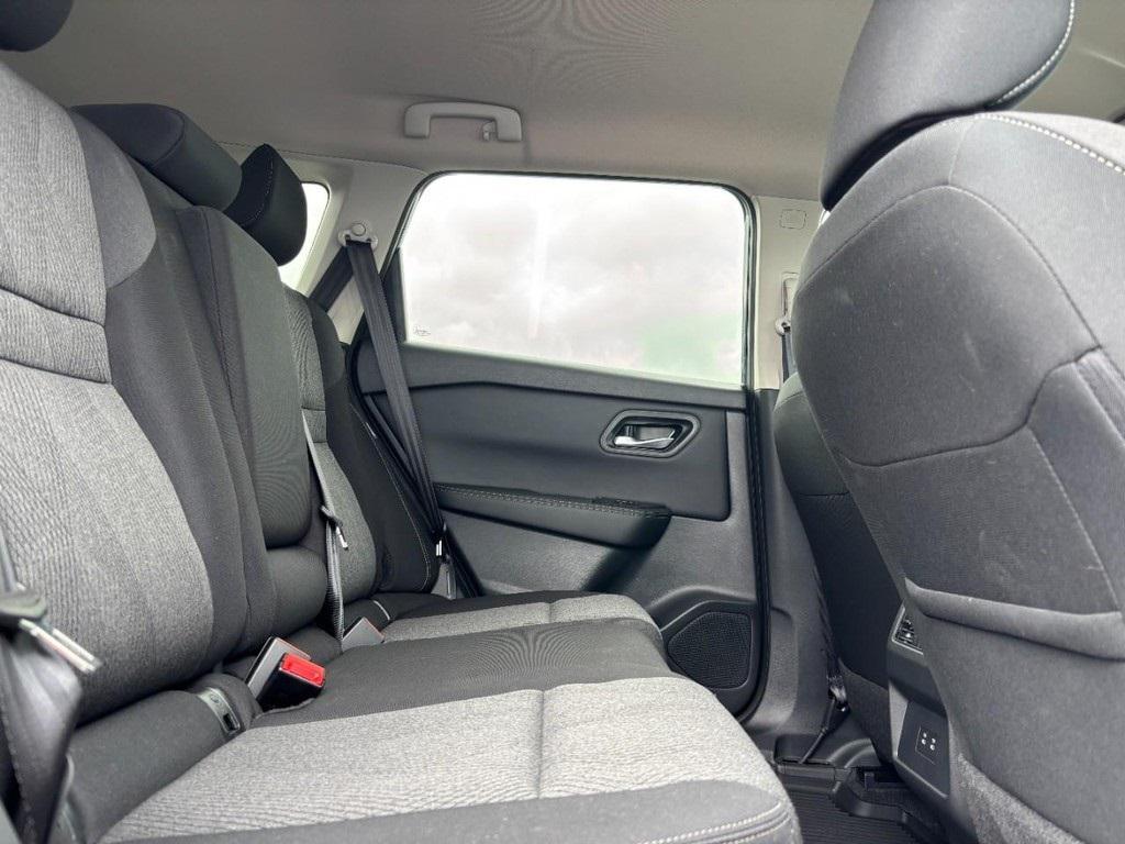 used 2025 Nissan Rogue car, priced at $28,888