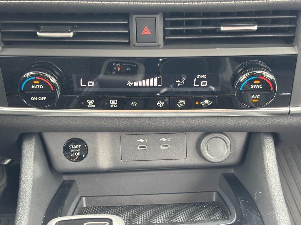 used 2025 Nissan Rogue car, priced at $28,888