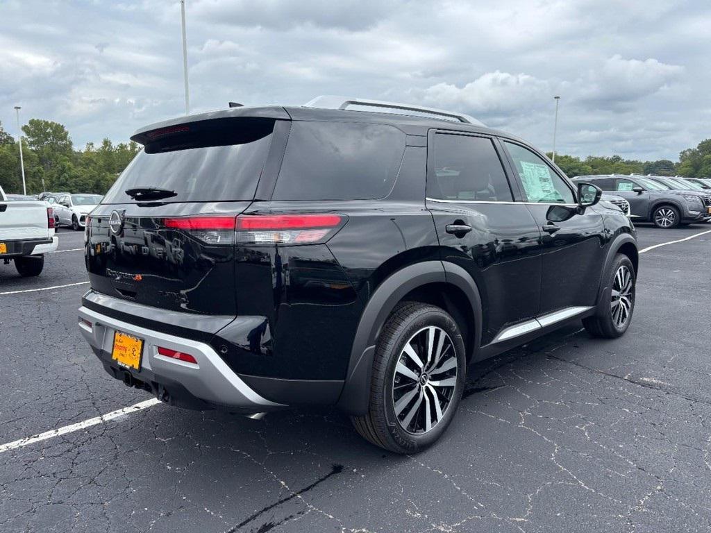 new 2025 Nissan Pathfinder car, priced at $45,220