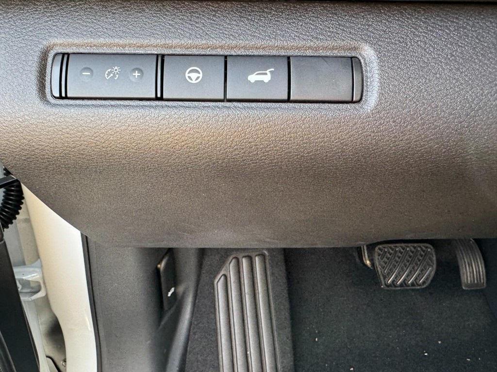 new 2025 Nissan Pathfinder car, priced at $45,635