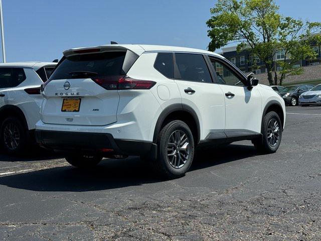 new 2025 Nissan Rogue car, priced at $31,250