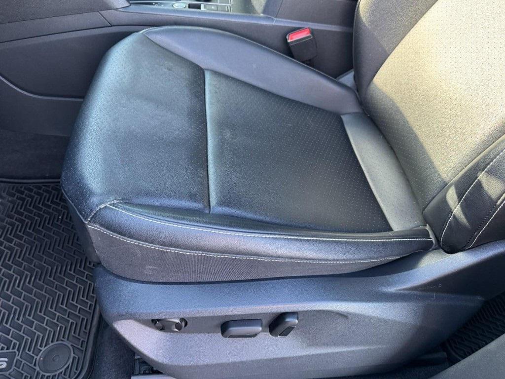 used 2020 Volkswagen Atlas Cross Sport car, priced at $18,995