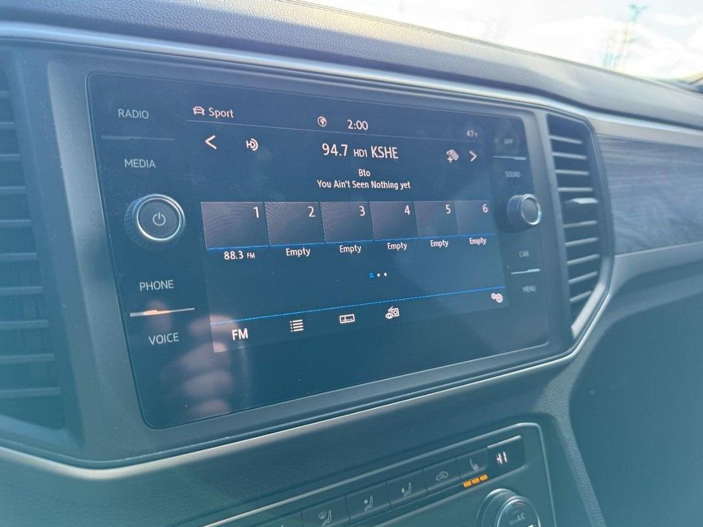 used 2020 Volkswagen Atlas Cross Sport car, priced at $18,995