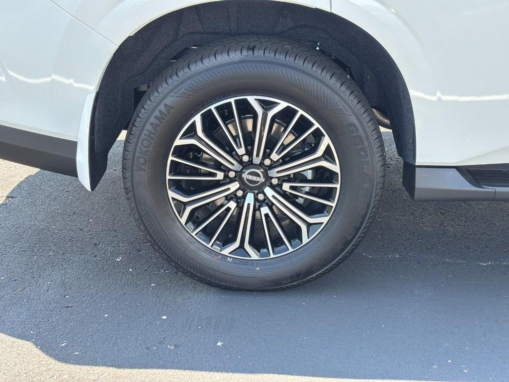 new 2025 Nissan Armada car, priced at $65,525