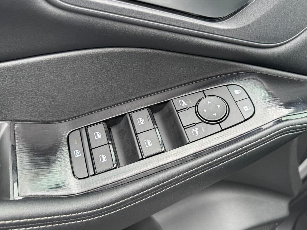 used 2025 Nissan Rogue car, priced at $28,888