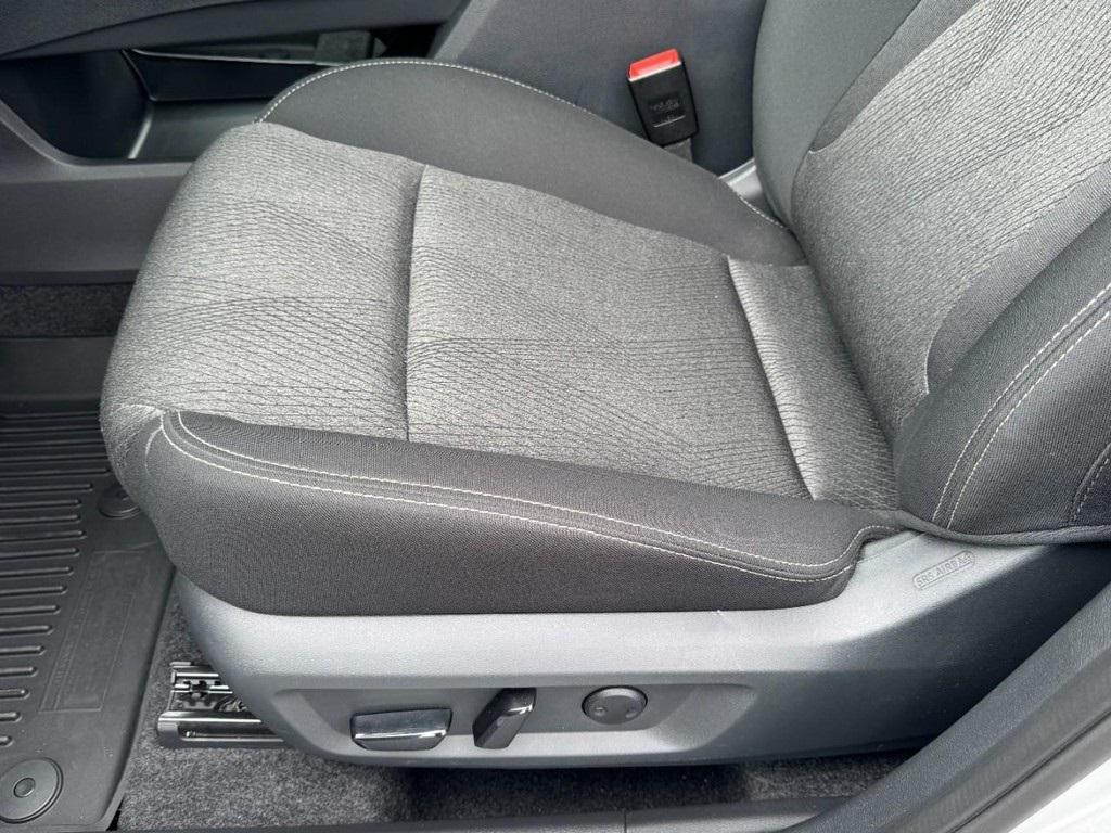 used 2025 Nissan Rogue car, priced at $28,888