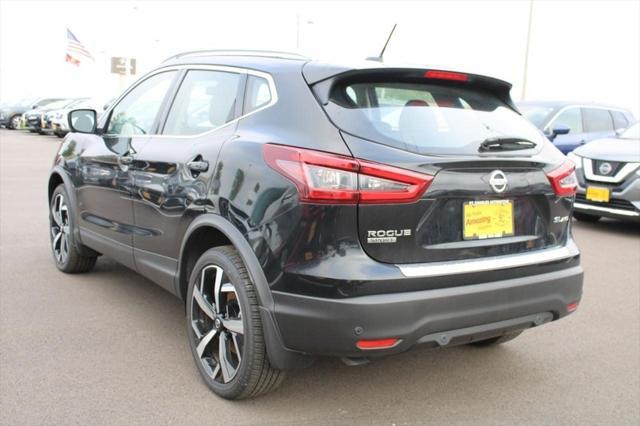 used 2022 Nissan Rogue Sport car, priced at $26,997
