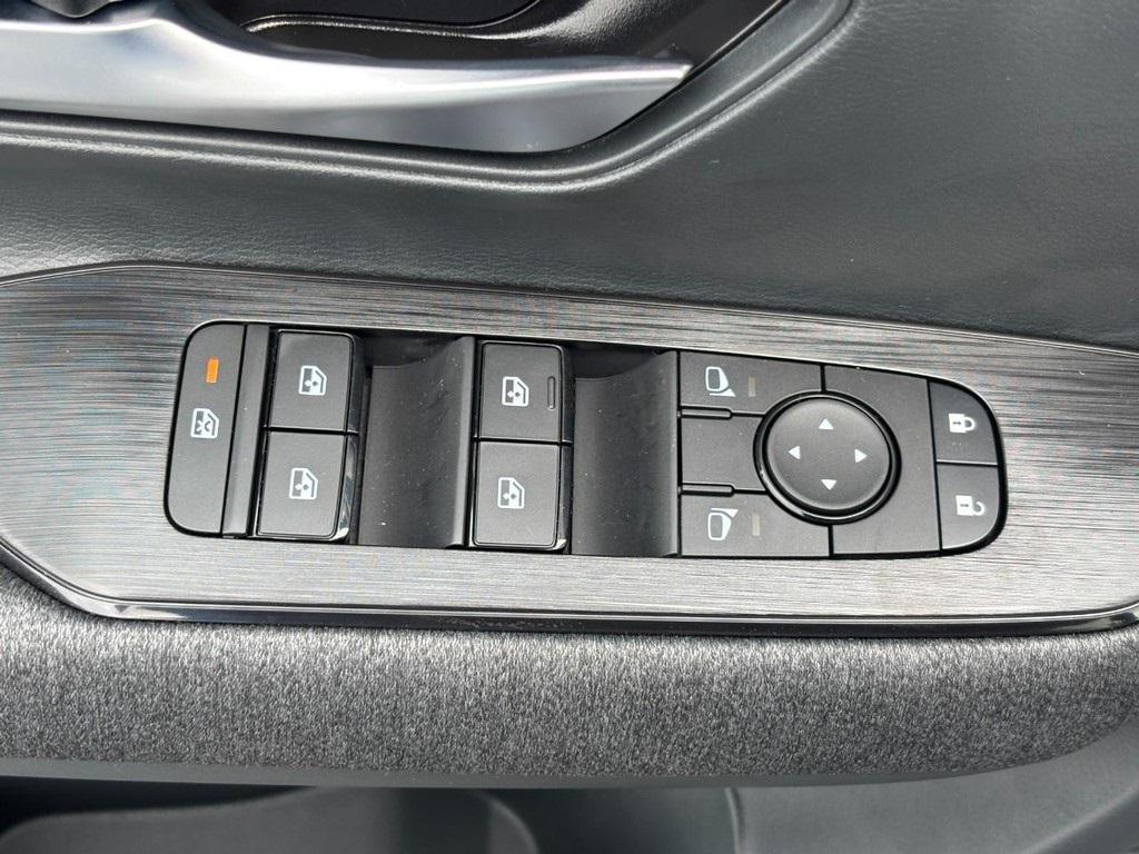 new 2026 Nissan Kicks car, priced at $23,665