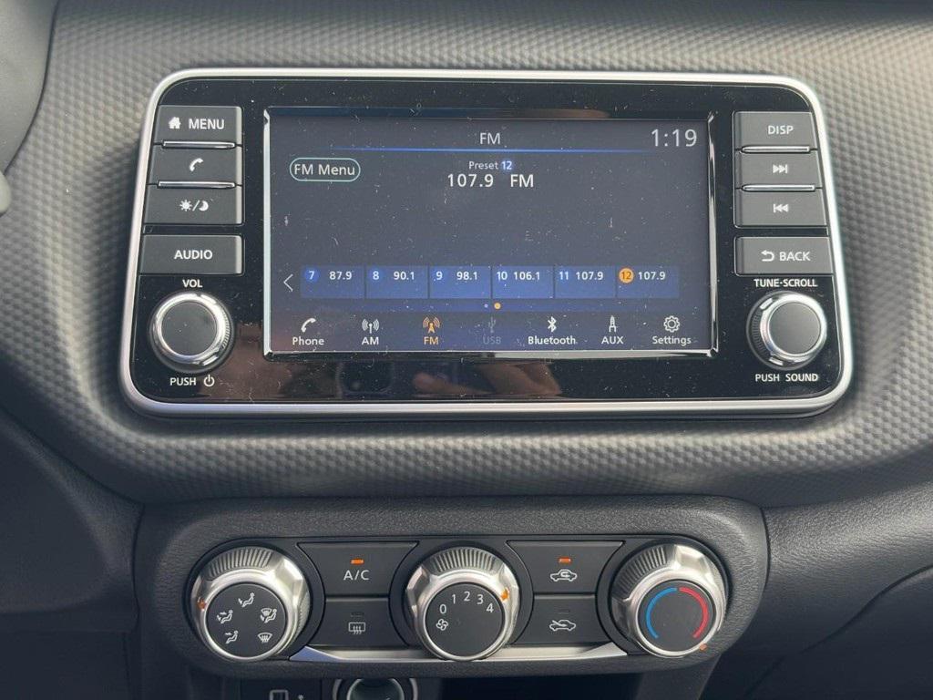 new 2025 Nissan Kicks car, priced at $21,865