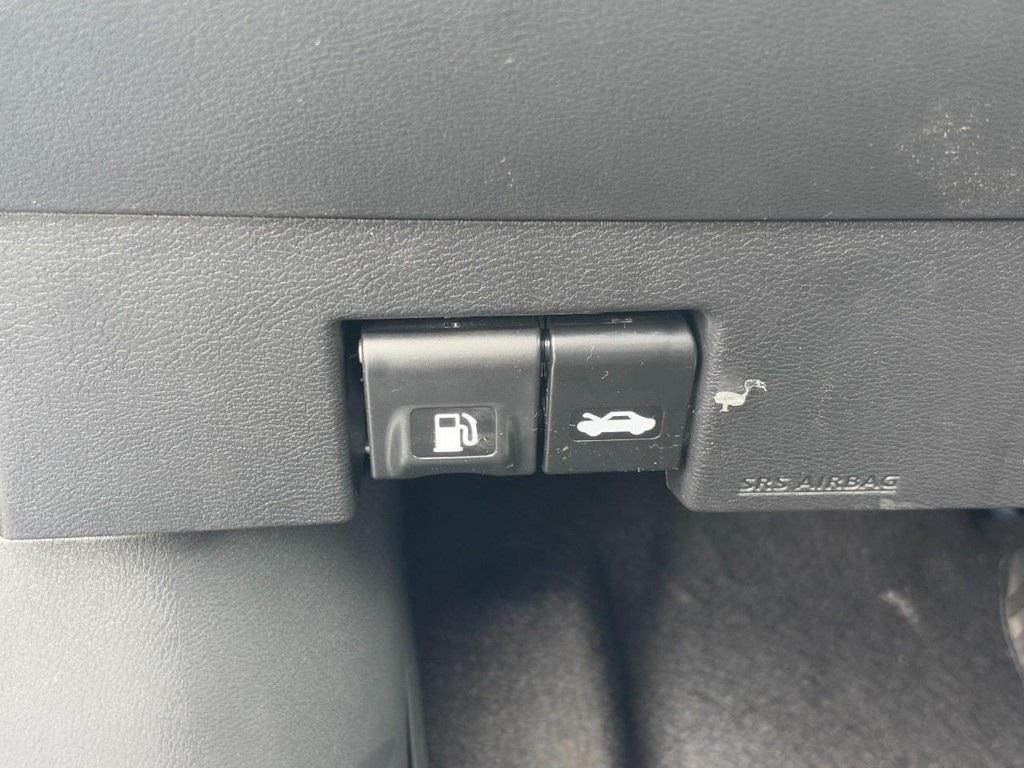 new 2025 Nissan Kicks car, priced at $21,865