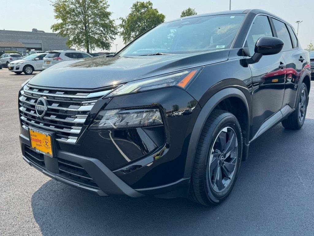 used 2025 Nissan Rogue car, priced at $28,888
