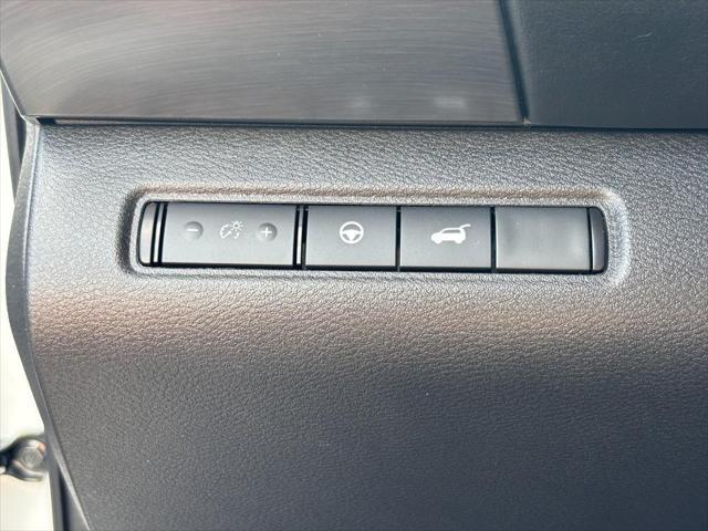 new 2025 Nissan Pathfinder car, priced at $44,210