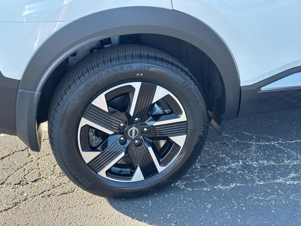 new 2026 Nissan Kicks car, priced at $26,025