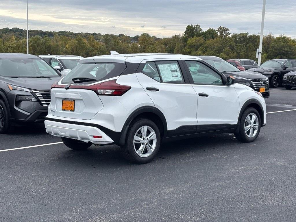 new 2025 Nissan Kicks car, priced at $21,865
