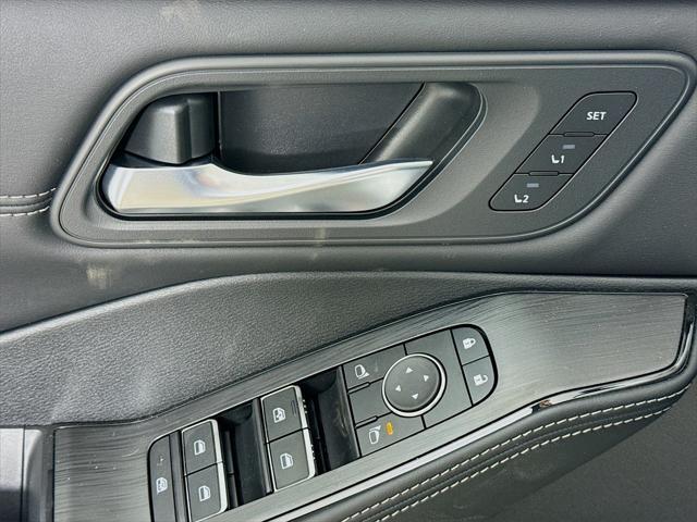new 2025 Nissan Rogue car, priced at $41,725