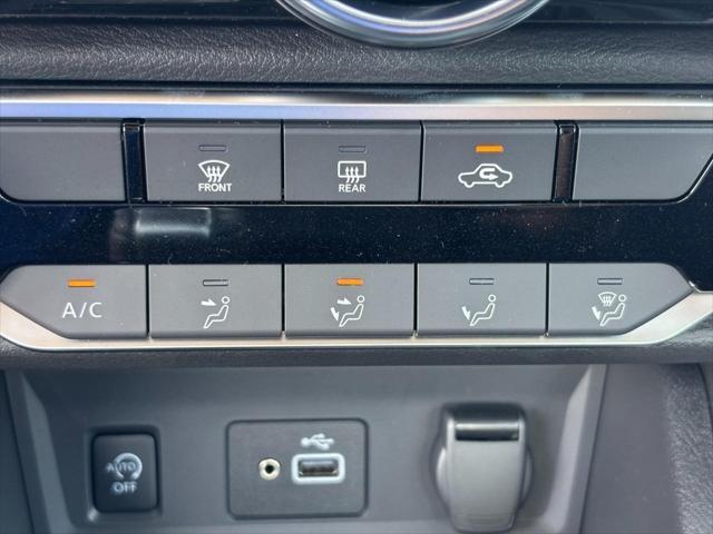 new 2025 Nissan Sentra car, priced at $21,058