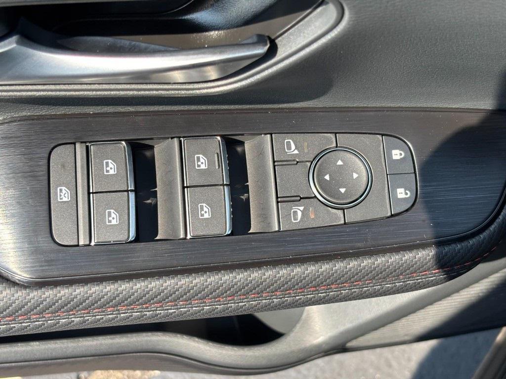 new 2025 Nissan Kicks car, priced at $29,848