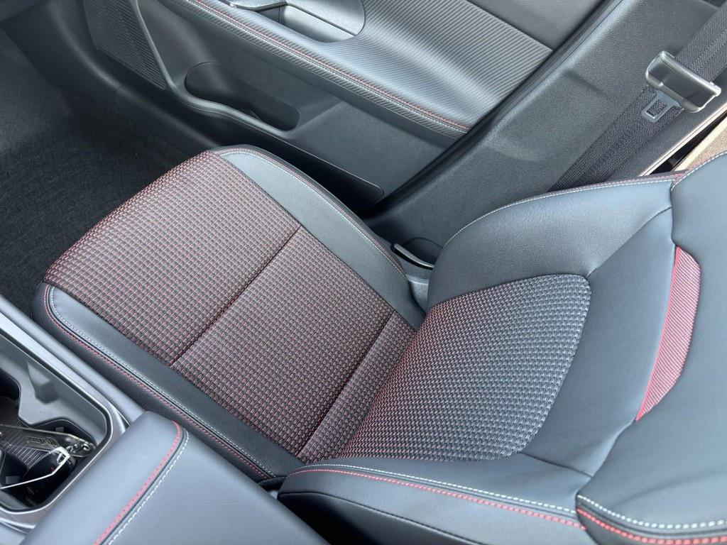 new 2025 Nissan Kicks car, priced at $29,848