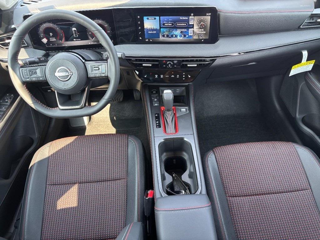 new 2025 Nissan Kicks car, priced at $29,848