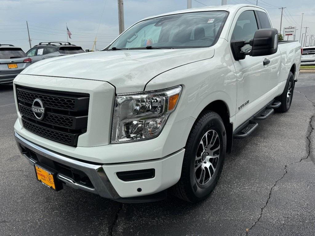 used 2023 Nissan Titan car, priced at $33,777