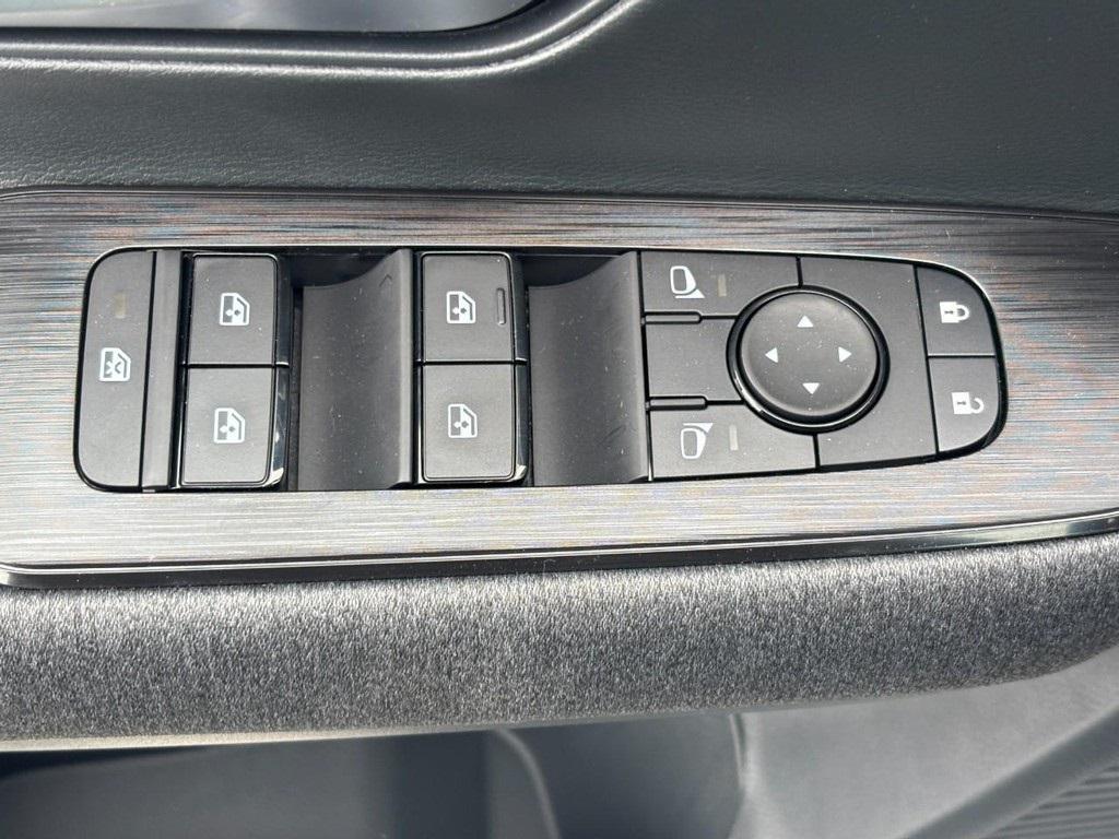 new 2026 Nissan Kicks car, priced at $25,575