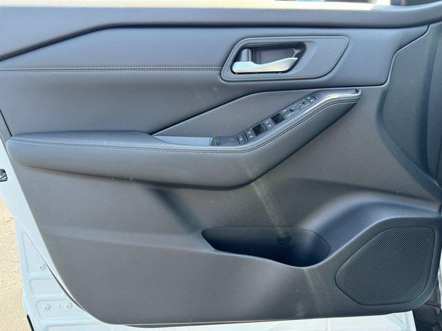new 2025 Nissan Rogue car, priced at $33,700