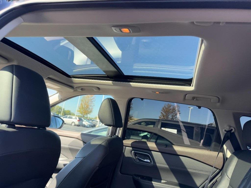 used 2021 Nissan Rogue car, priced at $18,555