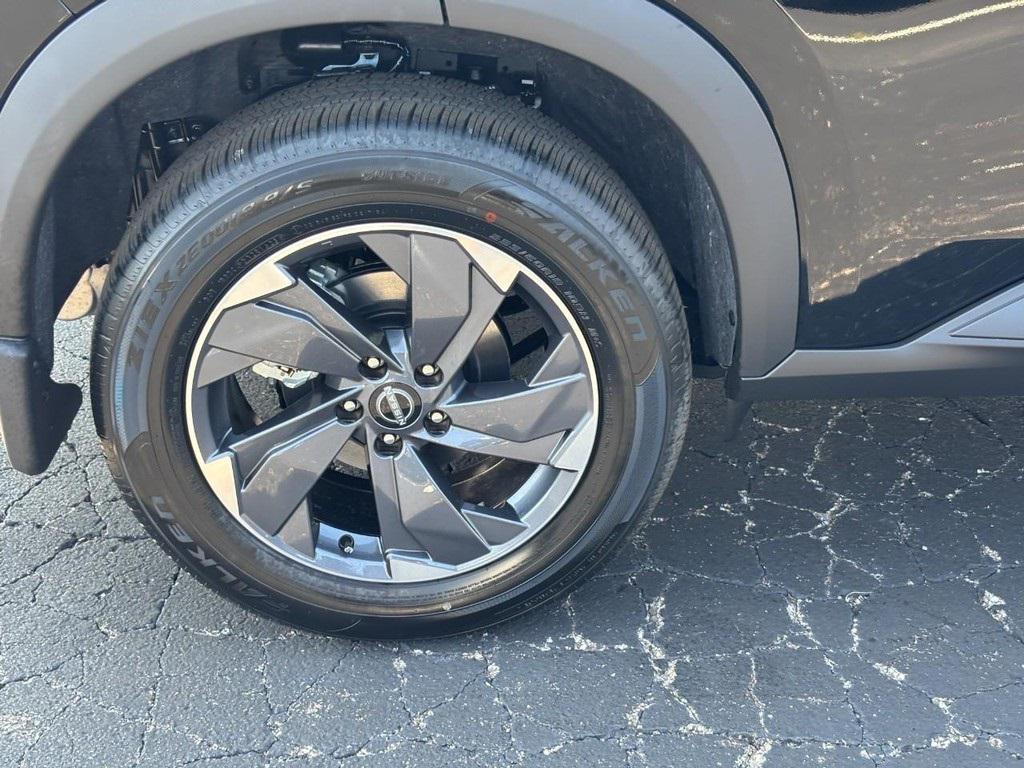 new 2026 Nissan Rogue car, priced at $28,200