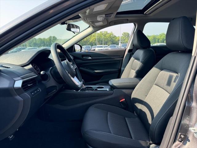 new 2025 Nissan Altima car, priced at $27,656