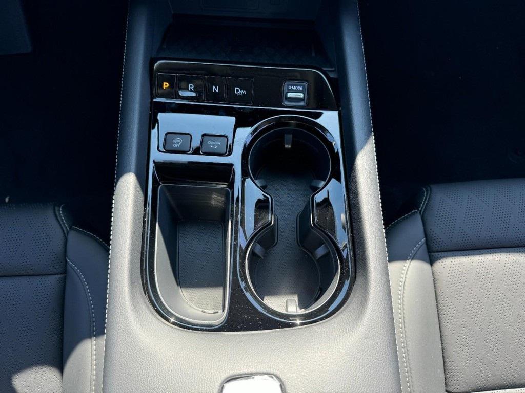 new 2025 Nissan Murano car, priced at $50,085