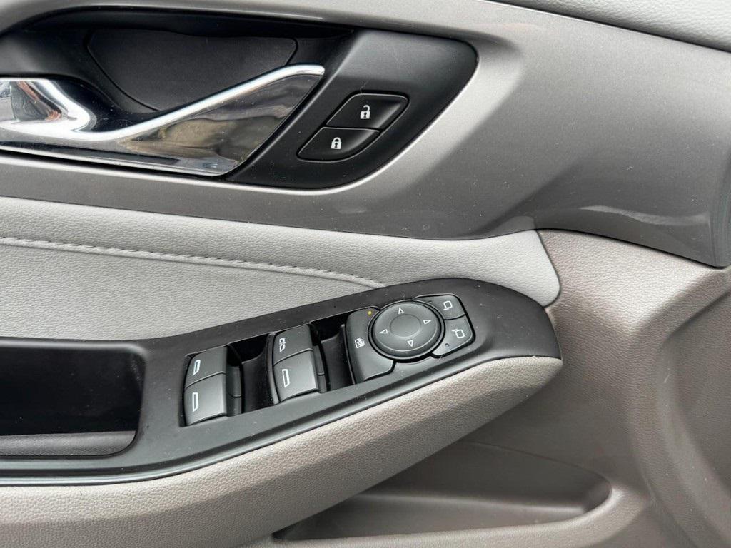 used 2019 Chevrolet Traverse car, priced at $13,995