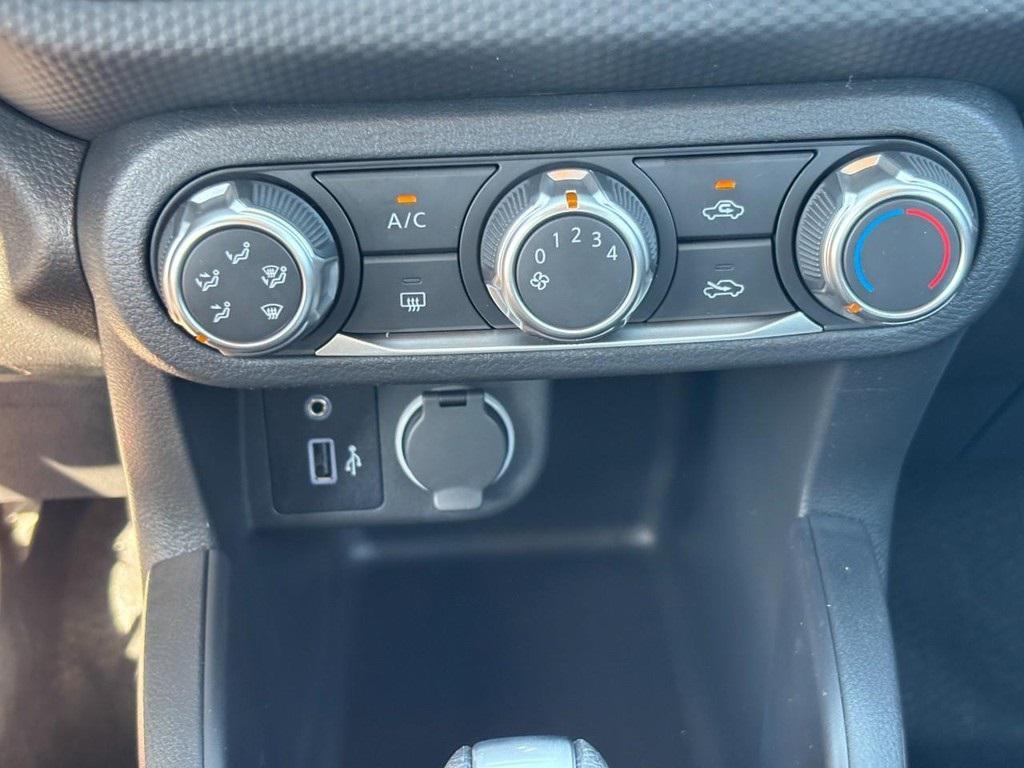new 2025 Nissan Kicks car, priced at $23,865