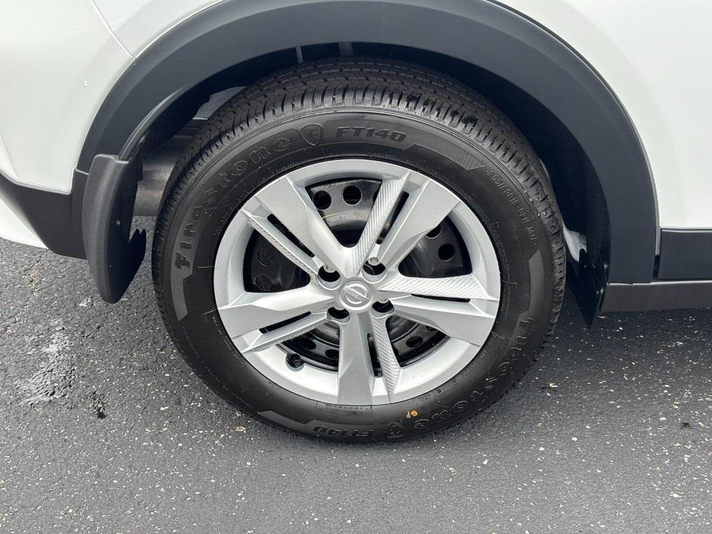 new 2025 Nissan Kicks car, priced at $21,865