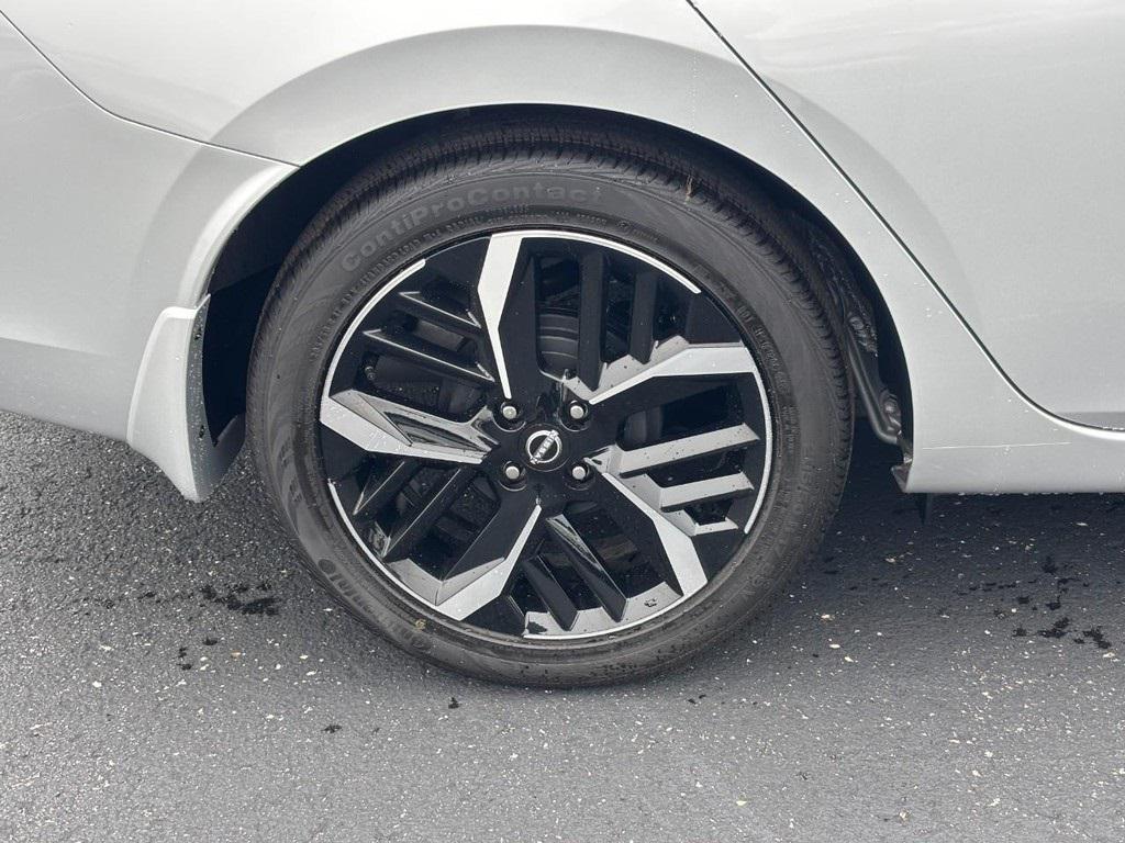 new 2025 Nissan Versa car, priced at $21,350