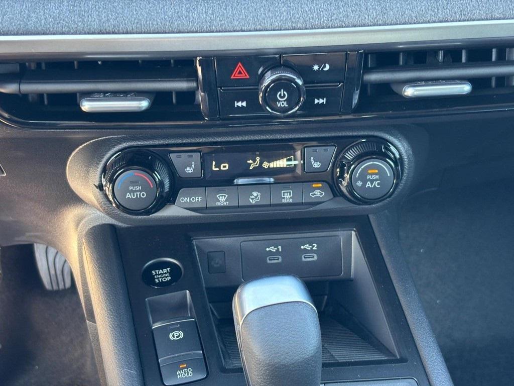 new 2026 Nissan Kicks car, priced at $26,025