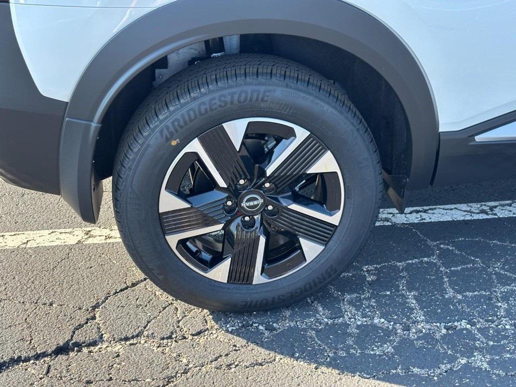 new 2026 Nissan Kicks car, priced at $26,025