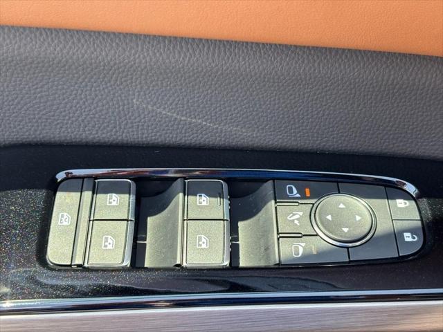new 2025 Nissan Pathfinder car, priced at $48,182