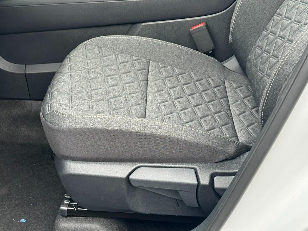 new 2025 Nissan Kicks car, priced at $24,045