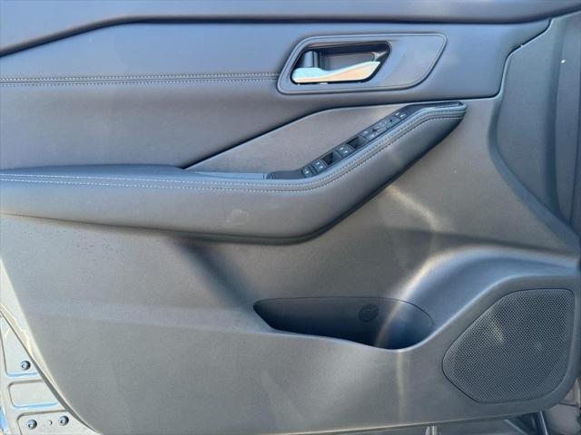 new 2025 Nissan Rogue car, priced at $31,985