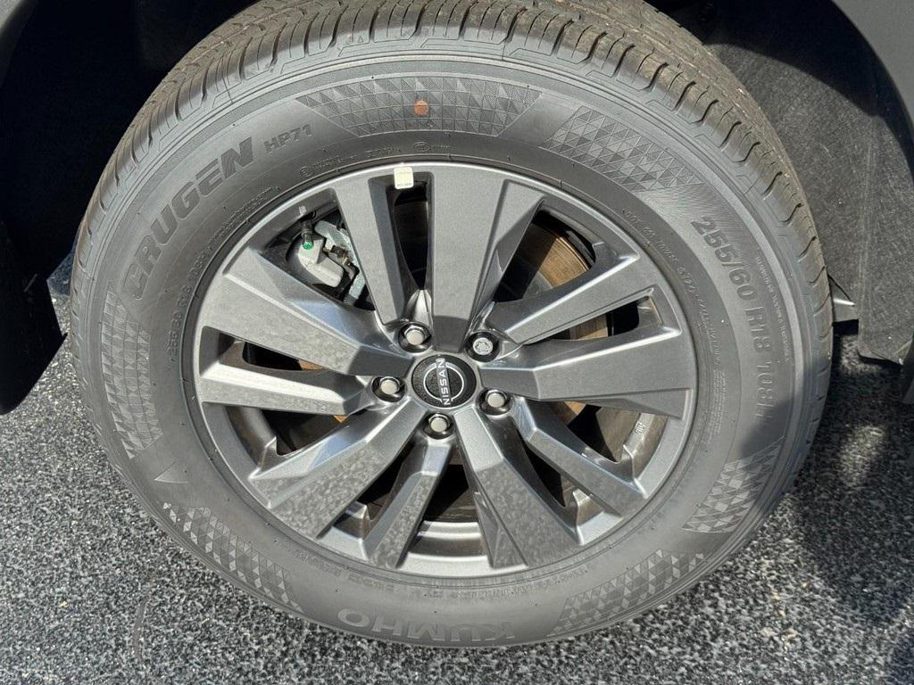 new 2025 Nissan Pathfinder car, priced at $36,010