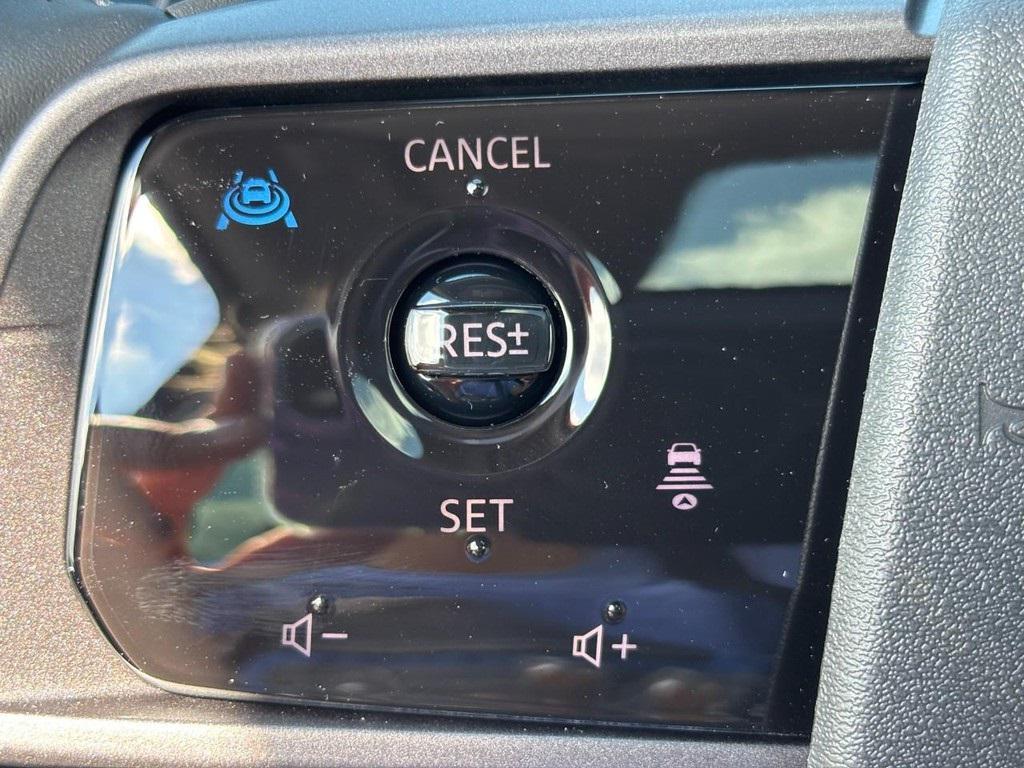 new 2025 Nissan Kicks car, priced at $23,620