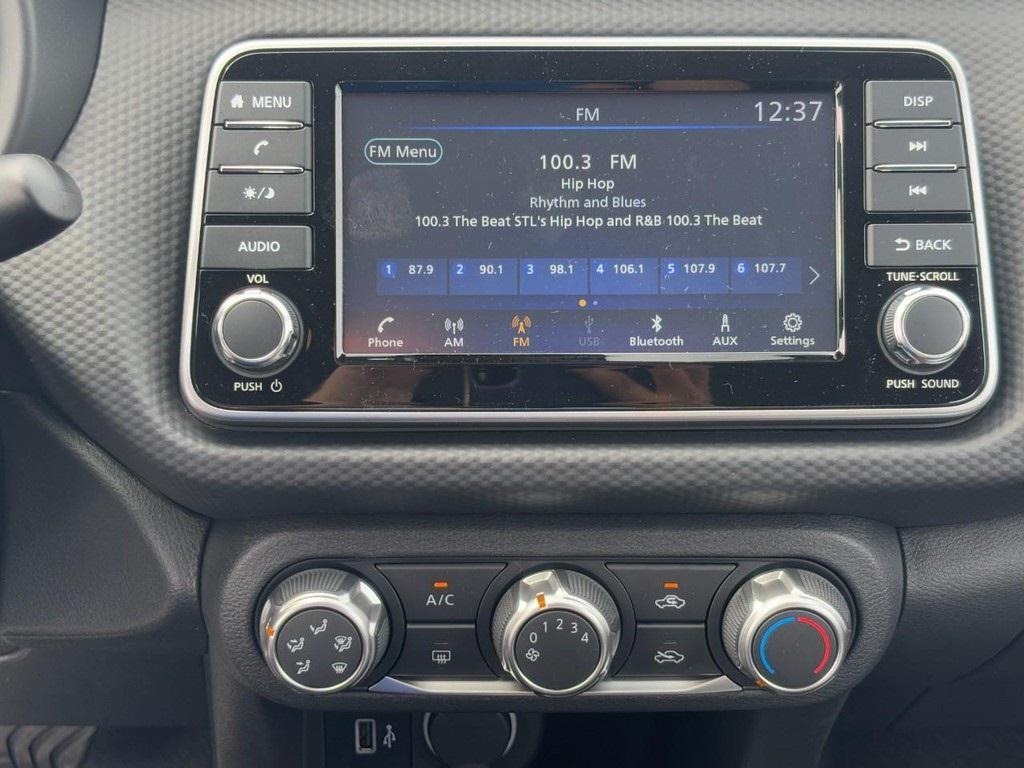 new 2025 Nissan Kicks car, priced at $21,865