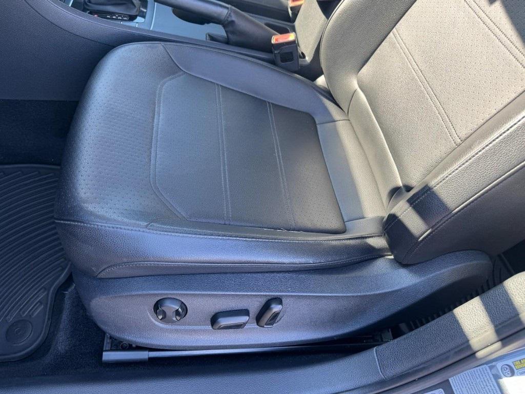 used 2015 Volkswagen Passat car, priced at $6,995