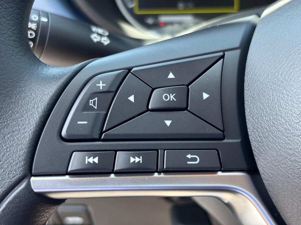 new 2025 Nissan Versa car, priced at $21,045