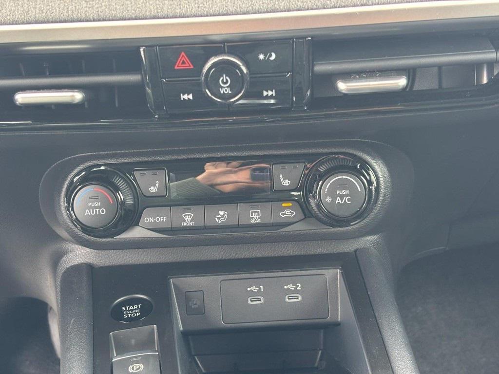 new 2026 Nissan Kicks car, priced at $26,075